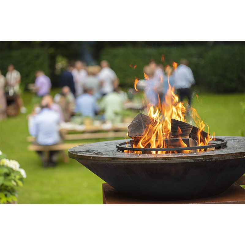 Brasero plancha, barbecue Ofyr pour terrasse, jardin à Dinan et