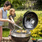 Barbecue charbon rond Napoléon Rodéo Pro sur chariot cuisson jardin