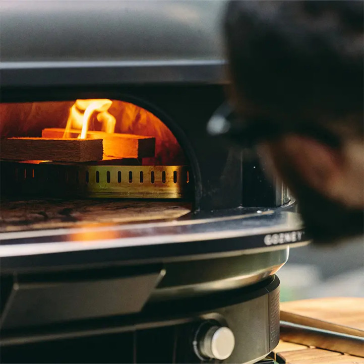 FOUR A PIZZA GOZNEY DOME BLACK