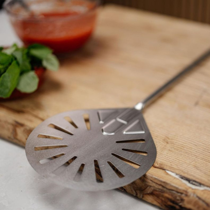 Gozney Balance Turning Peel – pelle tournante pizza premium