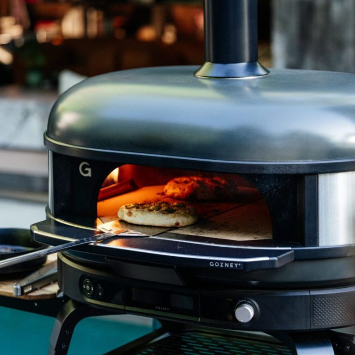 Gozney Dome Gen 2 – Four à pizza premium gaz, bois et charbon