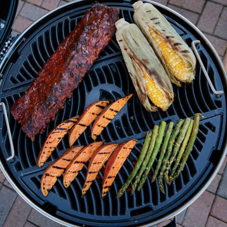 Barbecue charbon Napoleon Kettle Pro Phantom – polyvalent et design